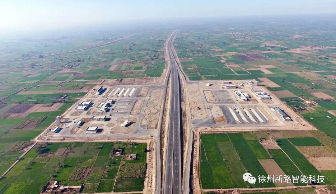 新路科技滑模機(jī)攻堅(jiān)克難創(chuàng)佳績，中鐵二十局海外工程再獲好評！